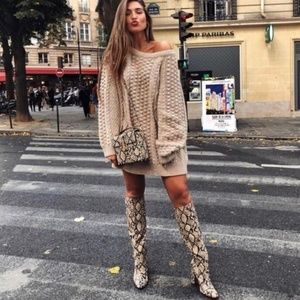 NWT Zara heeled snakeskin print boots
